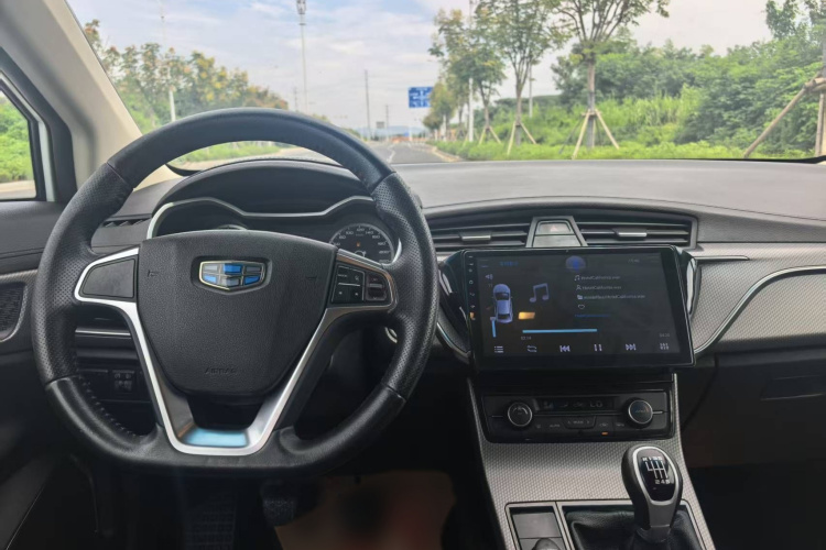 GEELY Emgrand GS 2017 #10 GEELY Emgrand GS 2017 car image #10
