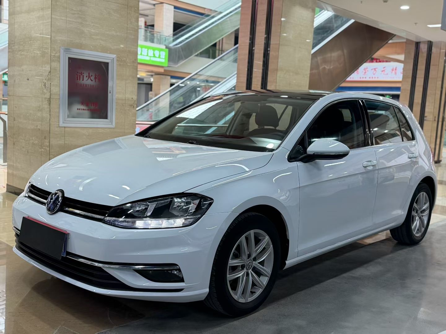 Volkswagen Golf 2019 Volkswagen Golf 2019 car image