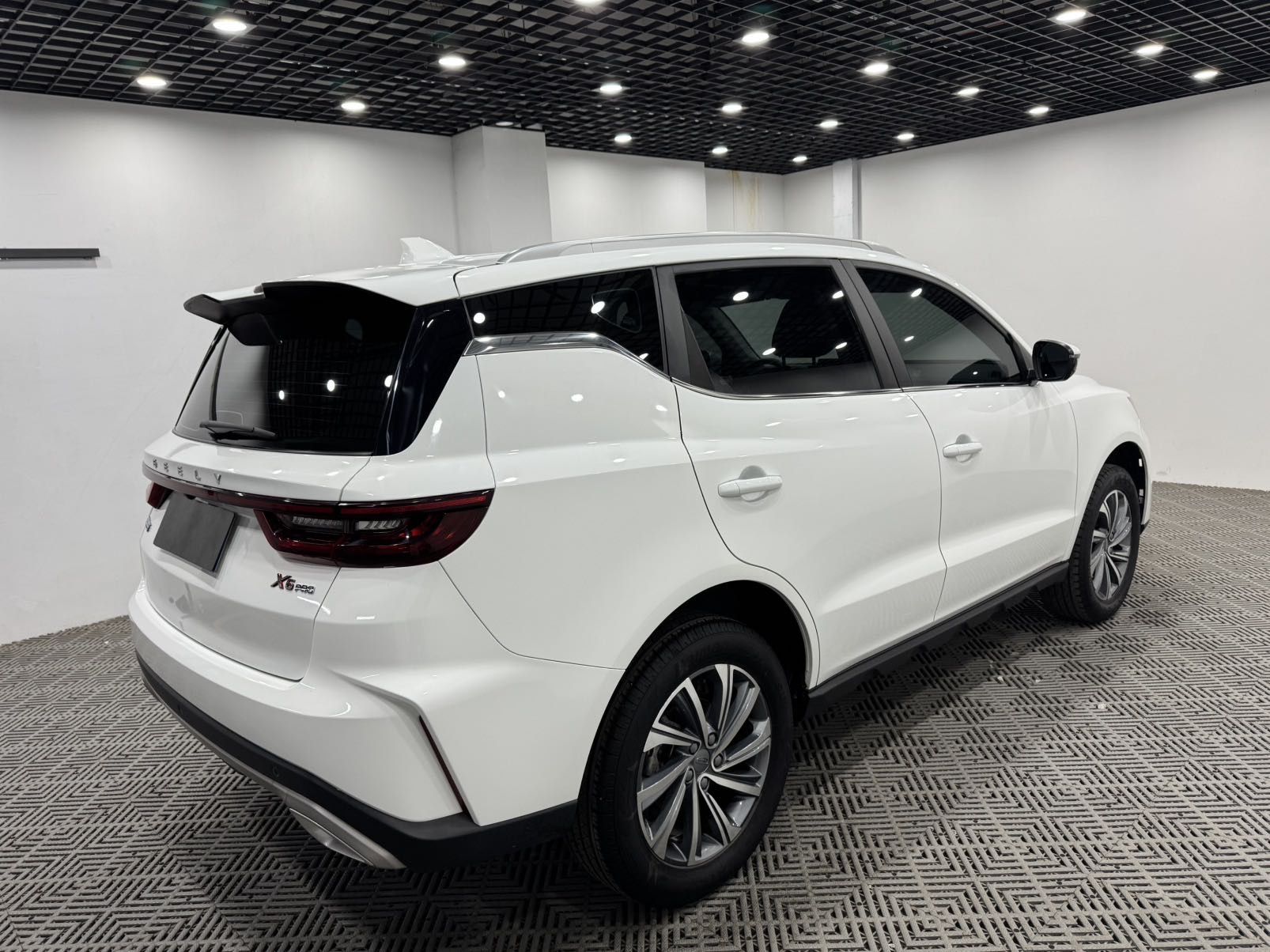 GEELY Vision X6 2023 imagen de coche #7