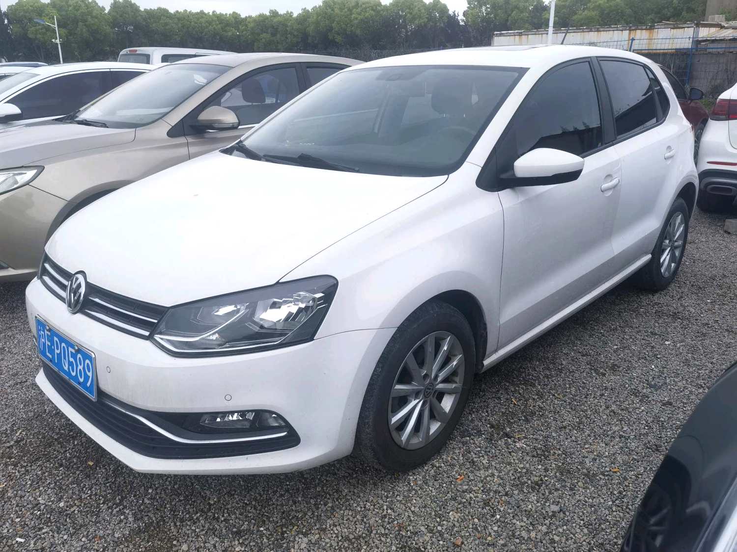 Volkswagen Polo 2018 car image 