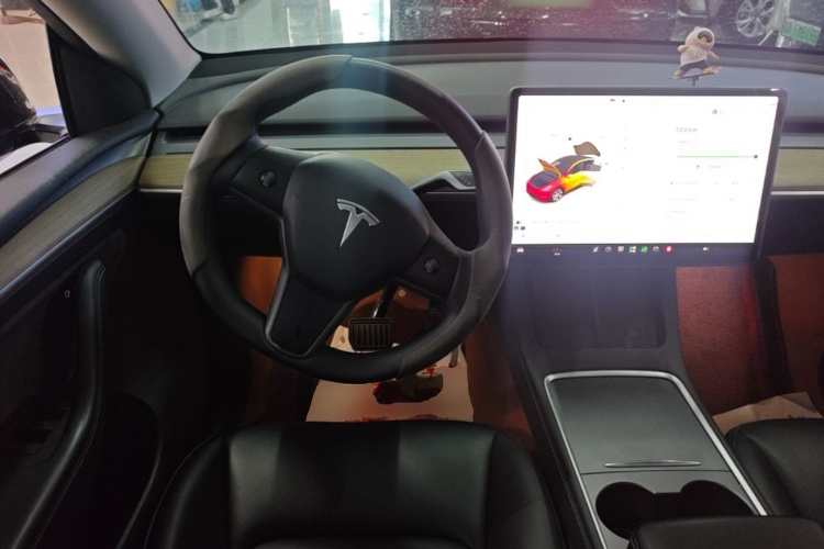 Tesla Model Y 2023 #11 Tesla Model Y 2023 immagine di auto #11