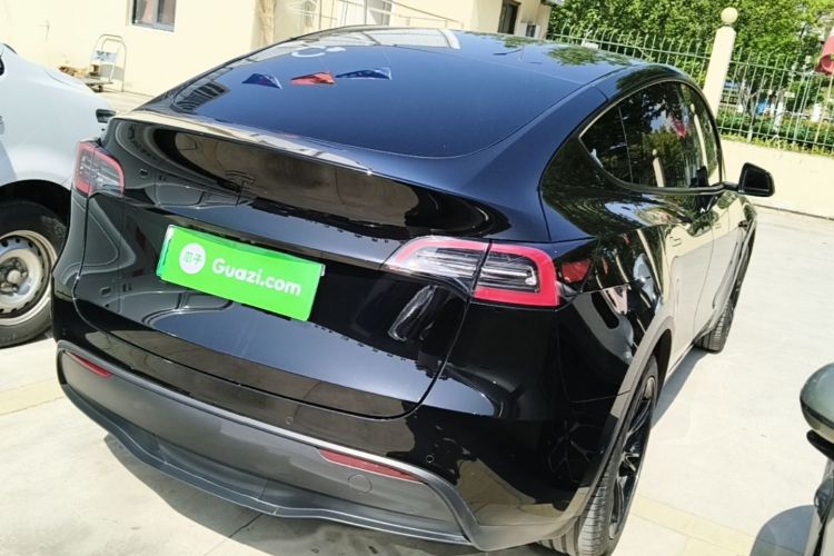 Tesla Model Y 2023 #7 Tesla Model Y 2023 immagine di auto #7