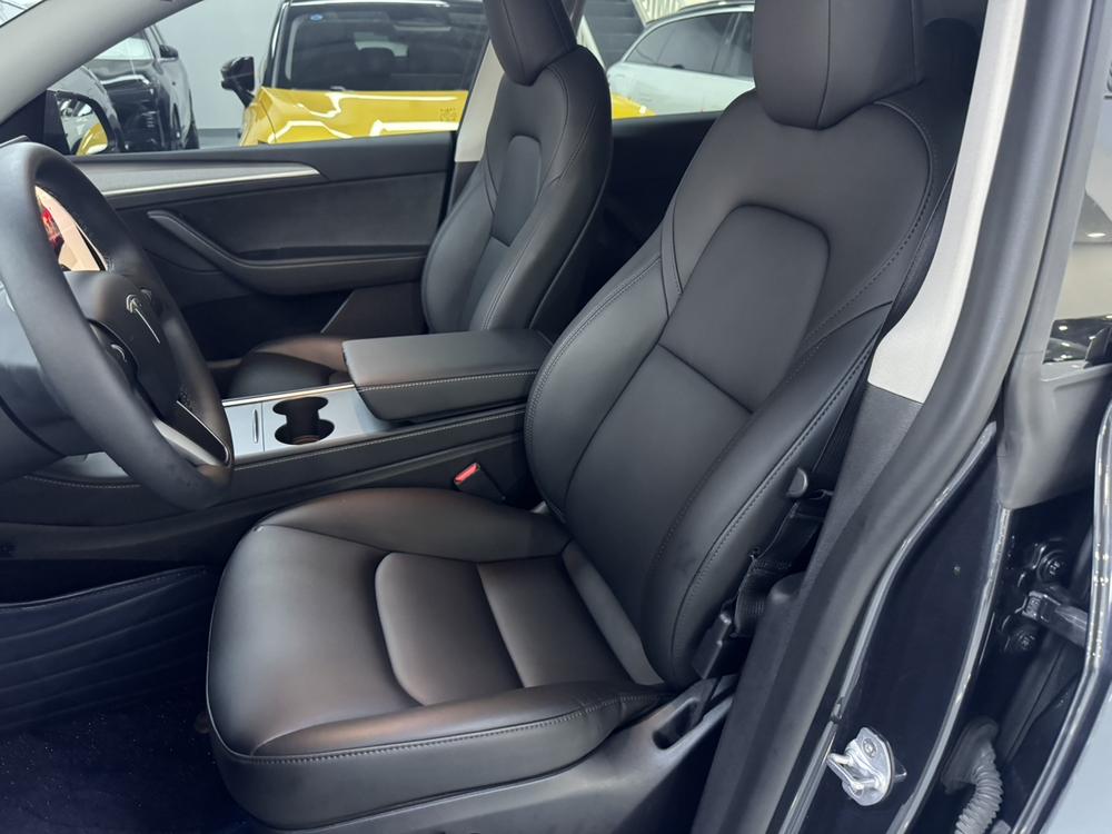 Tesla Model Y 2024 #13 Tesla Model Y 2024 car image #13