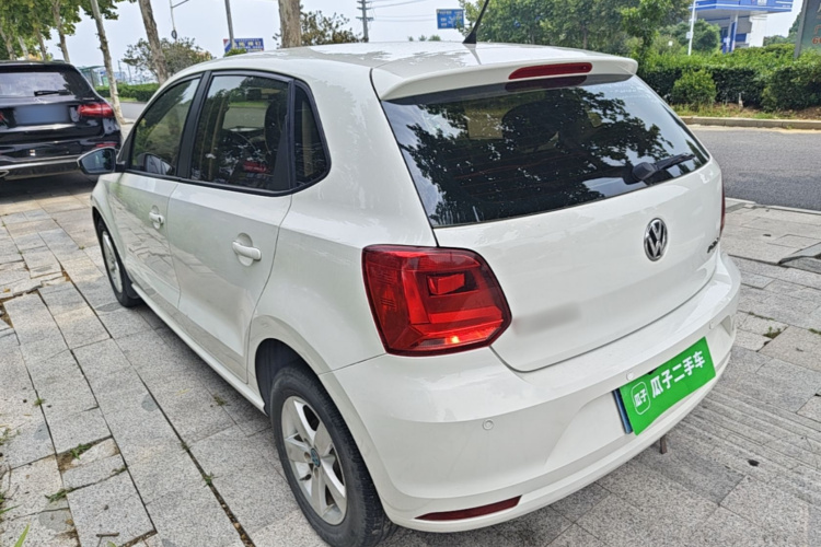 Volkswagen Polo 2015 #5 Volkswagen Polo 2015 car image #5