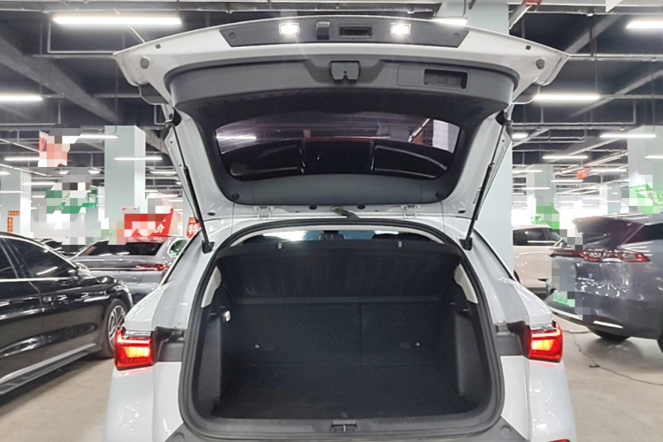 BYD Yuan Plus 2023 immagine di auto #19