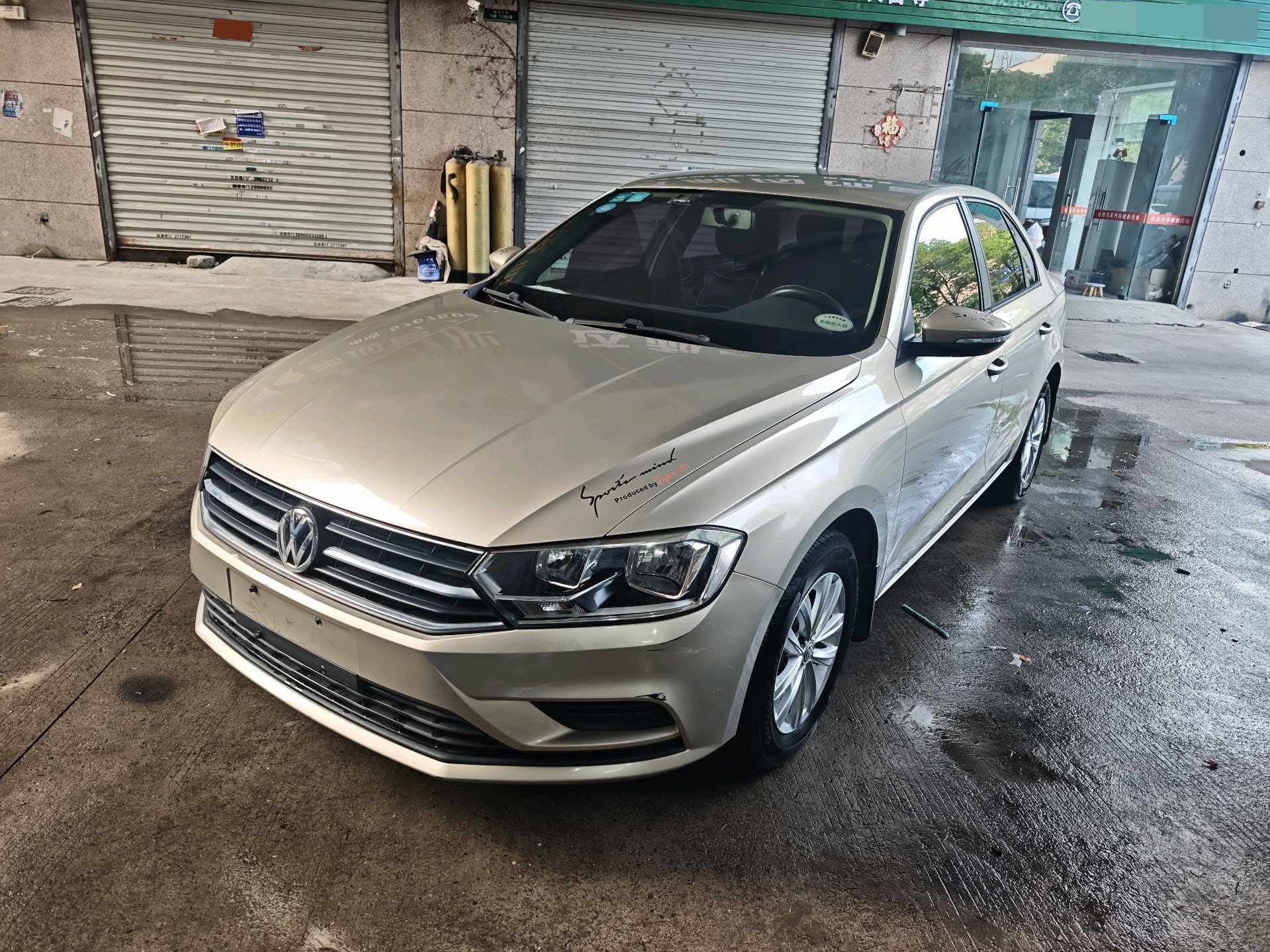 Volkswagen Bora 2017 car image 