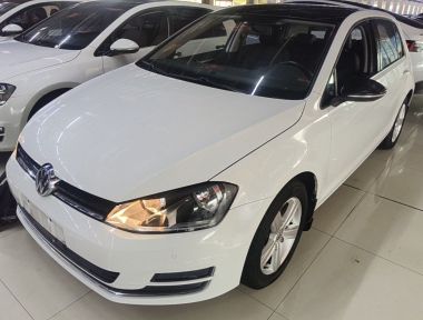 Volkswagen Golf 2017 Volkswagen Golf 2017 immagine di auto