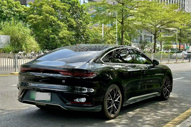 BYD Han 2024 #7 BYD Han 2024 car image #7