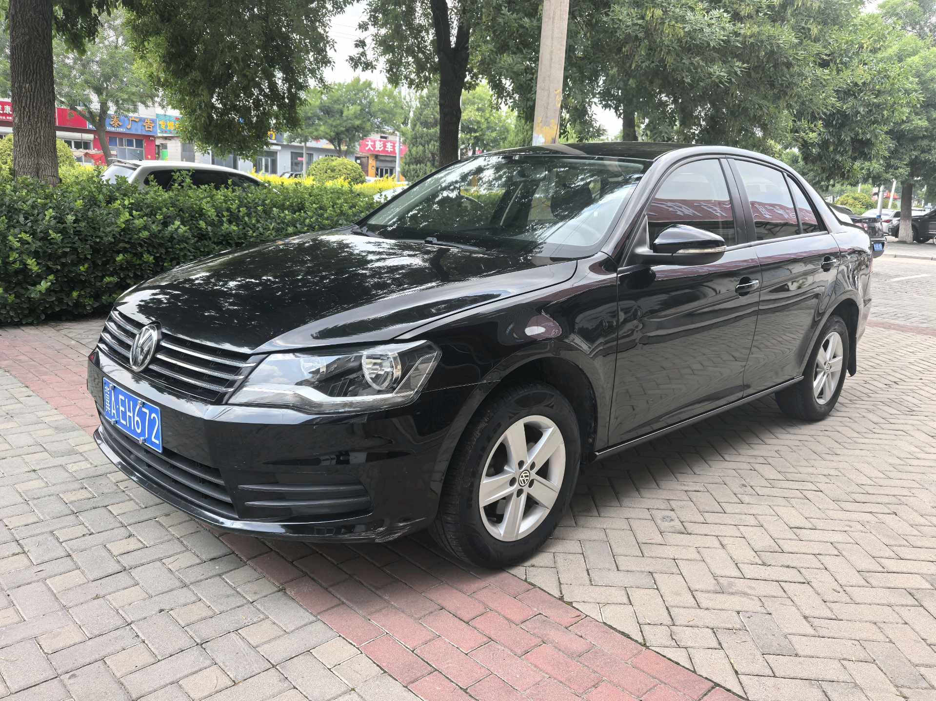 Volkswagen Bora 2014 car image 