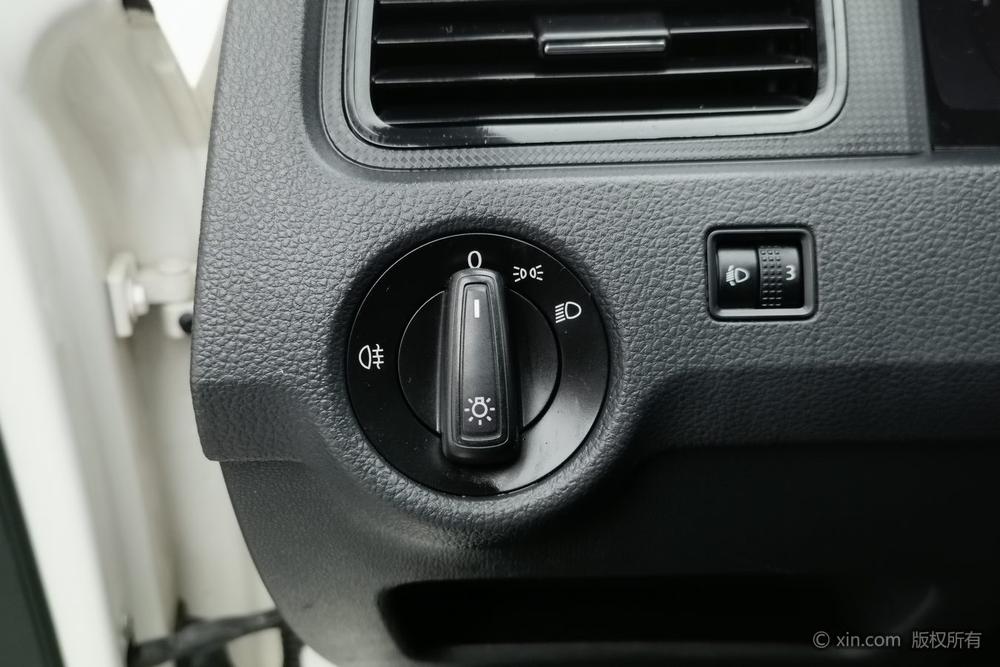 Volkswagen Santana 2015 #16 Volkswagen Santana 2015 car image #16