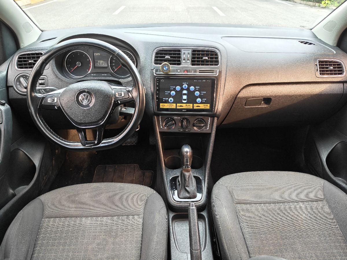Volkswagen Polo 2019 car image #7