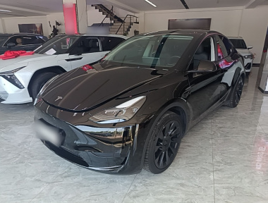 2023 2023 immagine di auto