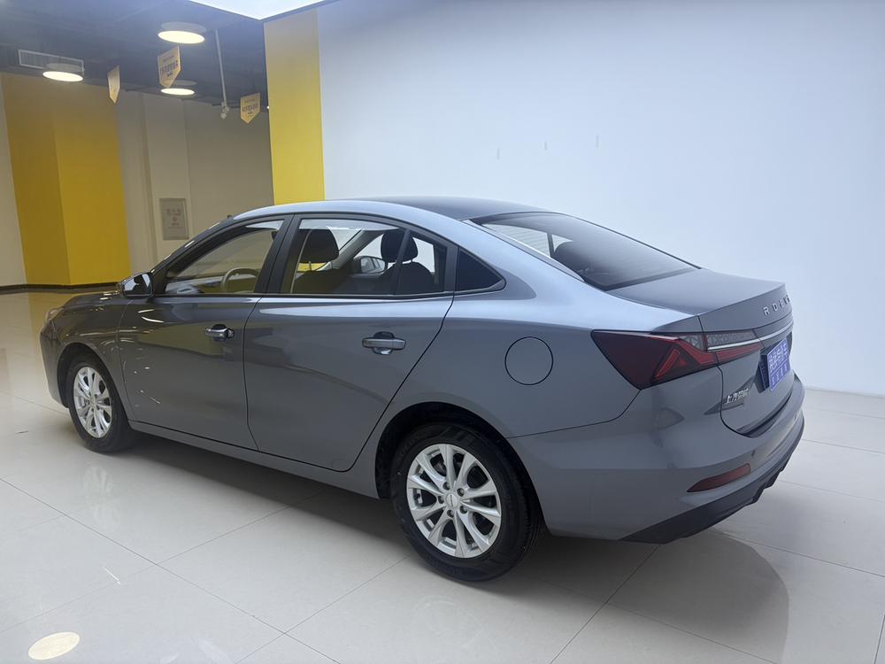Roewe i5 2024 صورة سيارة #4