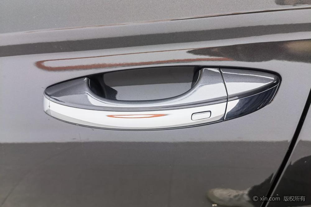 Volkswagen Tharu 2023 car image #8