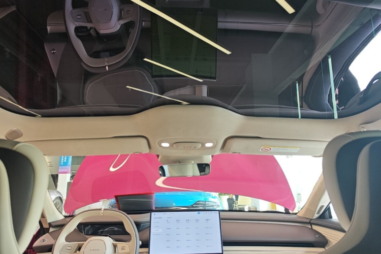 2026 #18 2026 immagine di auto #18