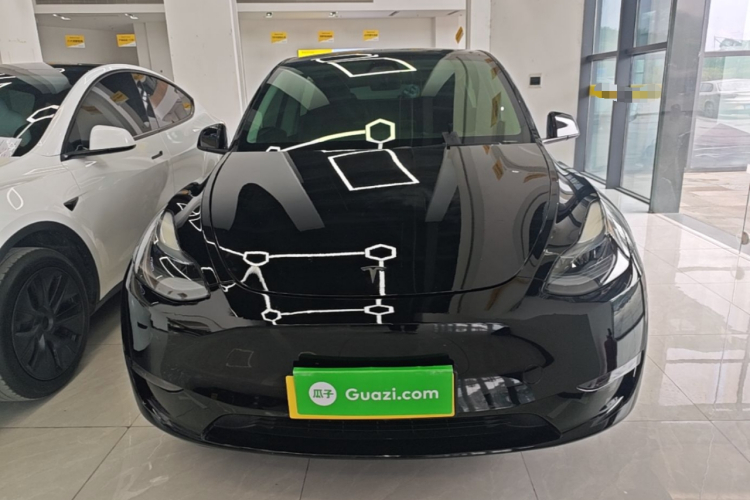 Tesla Model Y 2024 #3 Tesla Model Y 2024 car image #3