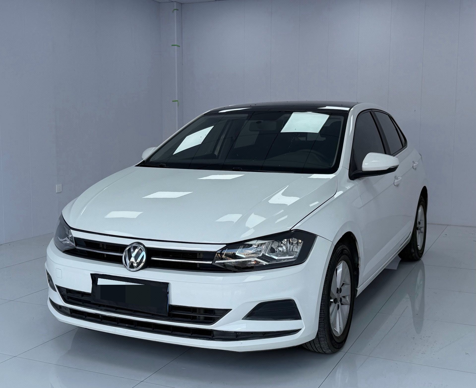 Volkswagen Polo 2020 car image 