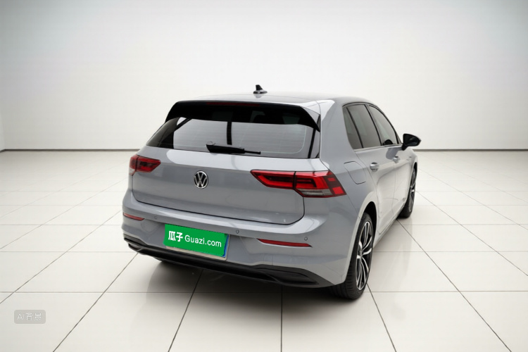 Volkswagen Golf 2024 car image #7