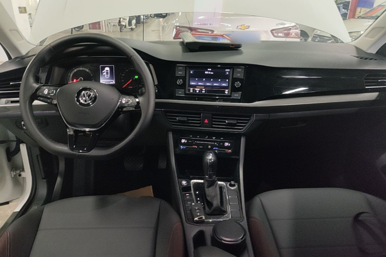 Volkswagen Bora 2020 car image #10