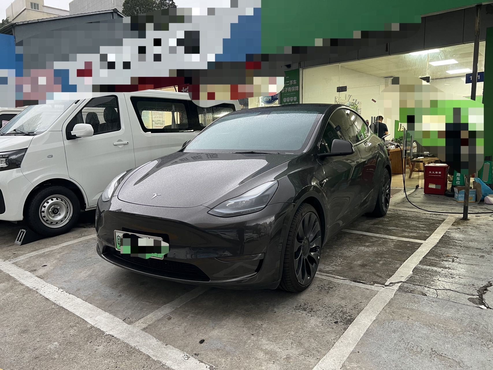 Tesla Model Y 2022 Tesla Model Y 2022 car image