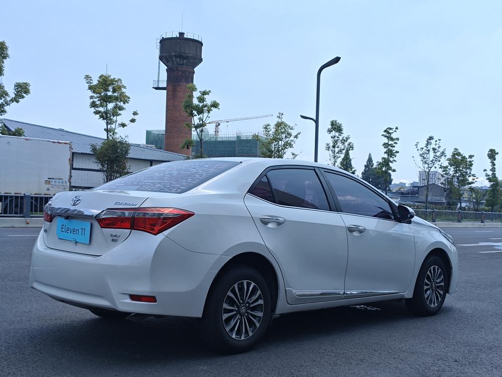 Toyota Corolla 2018 immagine di auto #5