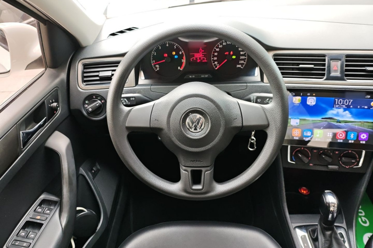 Volkswagen Santana 2016 #11 Volkswagen Santana 2016 car image #11