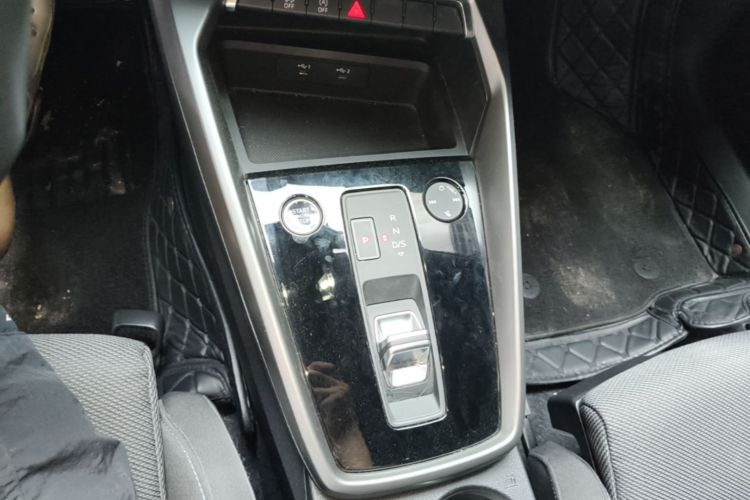 Audi A3 2023 immagine di auto #14