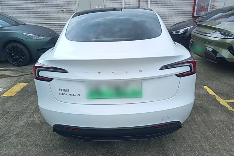 Tesla Model 3 2024 #6 Tesla Model 3 2024 car image #6