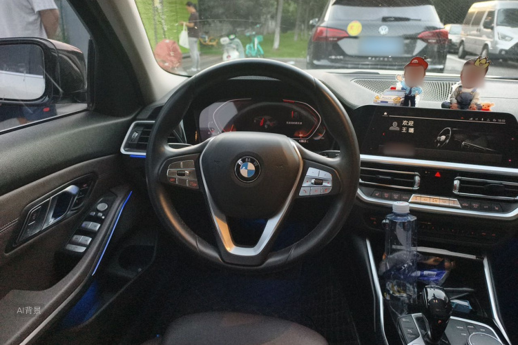 BMW 3 Series 2020 car image #12