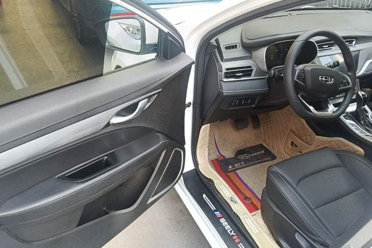 GEELY Emgrand 2021 #16 GEELY Emgrand 2021 car image #16