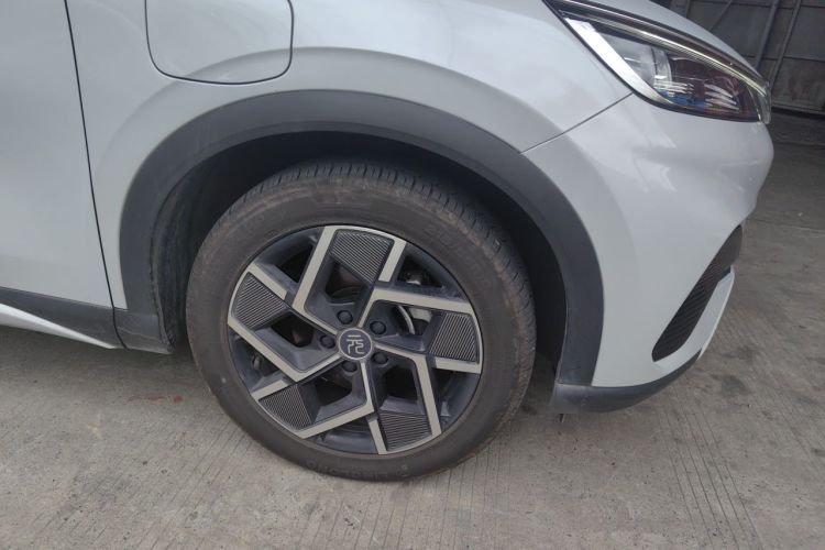BYD Yuan Plus 2023 immagine di auto #6