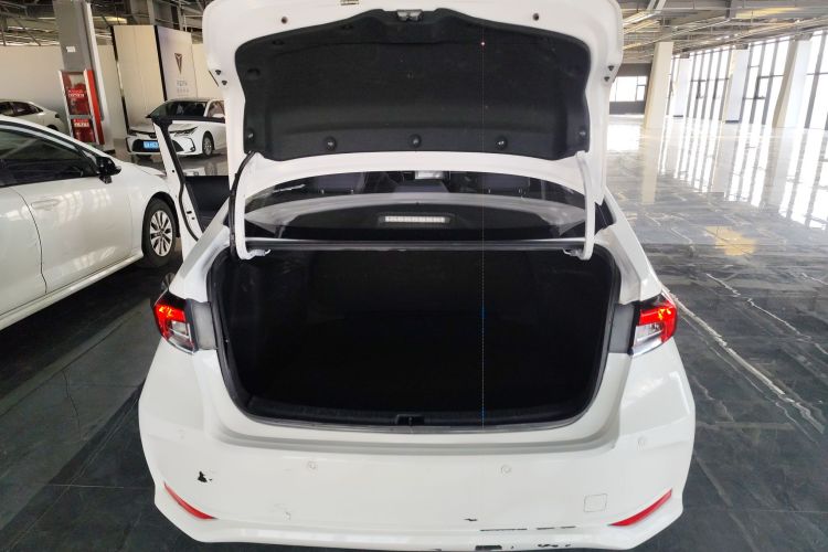 Toyota Corolla 2023 immagine di auto #19