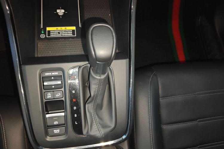 Honda CR-V 2023 car image #14