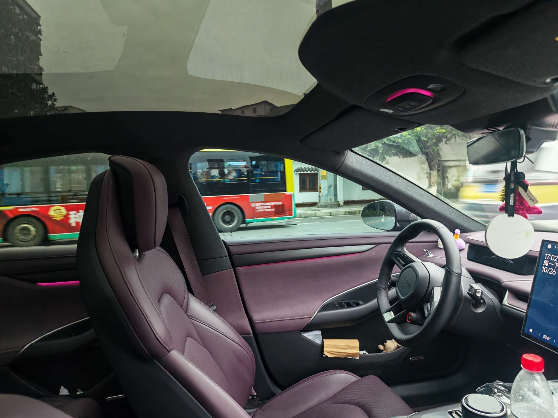 MI SU7 2025 immagine di auto #4