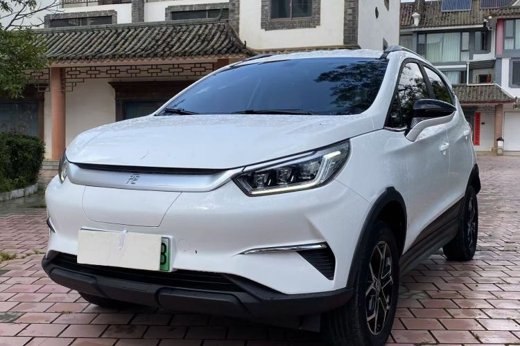 BYD Yuan Pro 2023 #2 BYD Yuan Pro 2023 car image #2