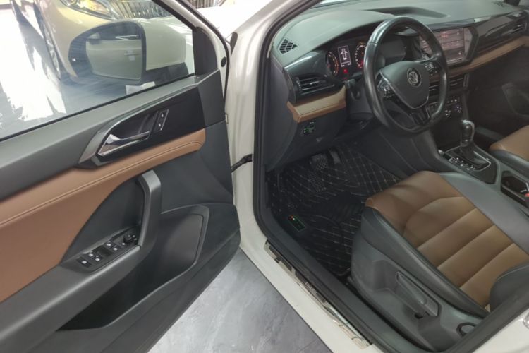 Volkswagen Tharu 2020 #12 Volkswagen Tharu 2020 car image #12