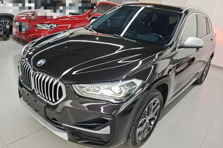 BMW X1 2021 car image #2