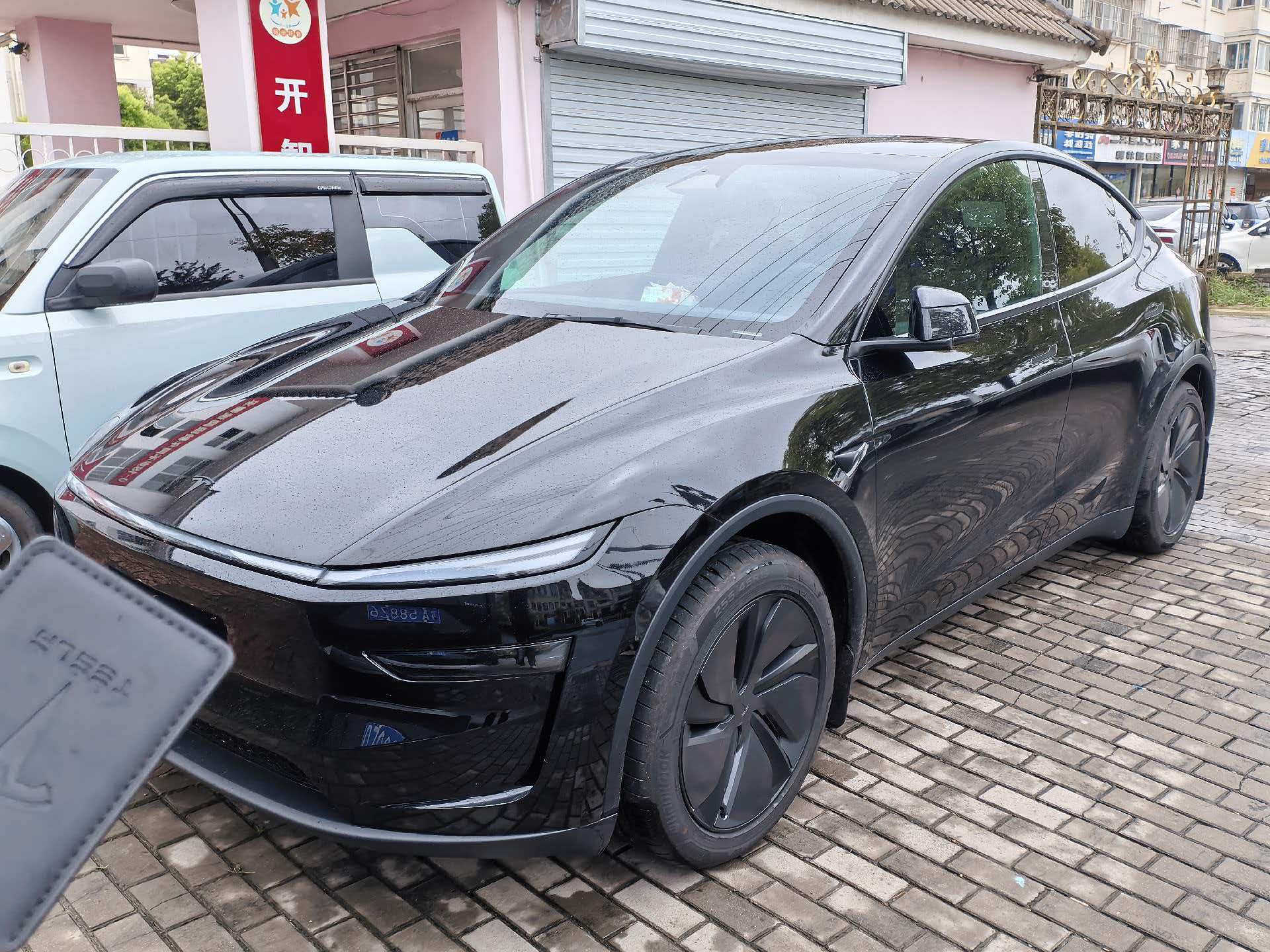 Tesla Model Y 2026 Tesla Model Y 2026 car image