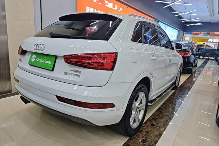 Audi Q3 2018 #7 Audi Q3 2018 car image #7
