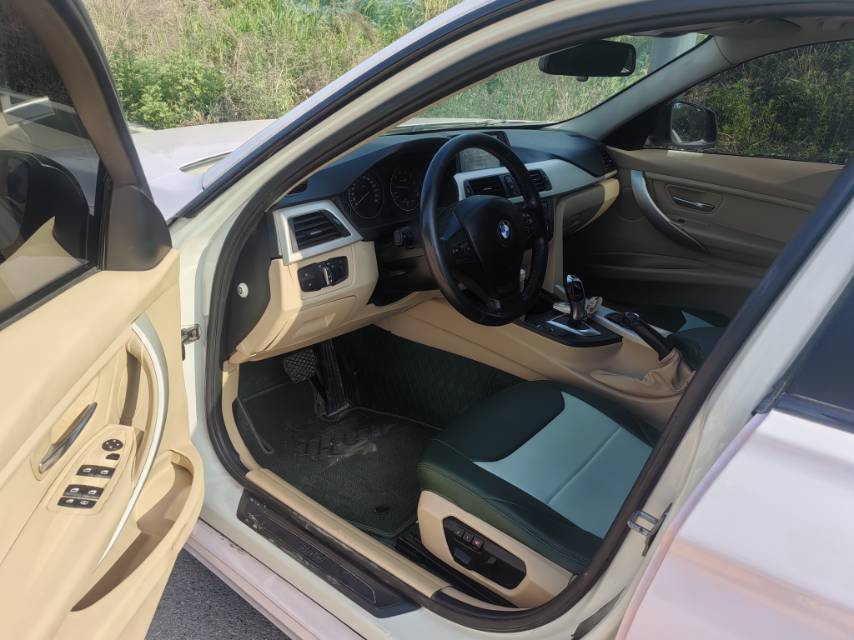 2014 car image #8