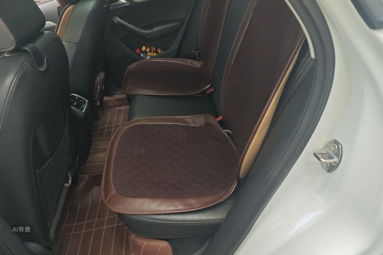 Audi Q3 2018 #19 Audi Q3 2018 car image #19