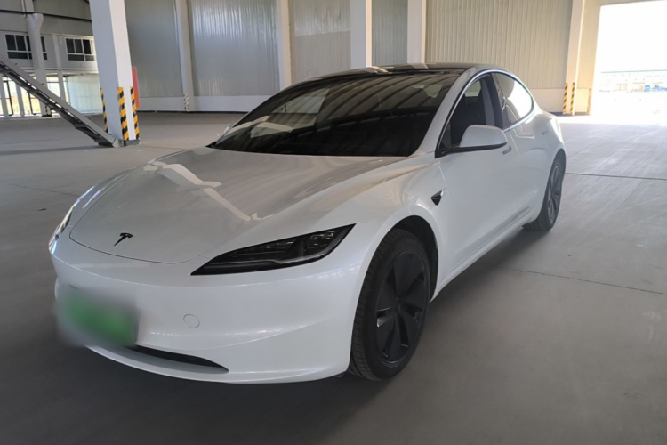 Tesla Model 3 2025 #2 Tesla Model 3 2025 car image #2
