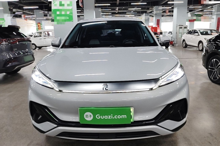 BYD Yuan Plus 2023 immagine di auto #3