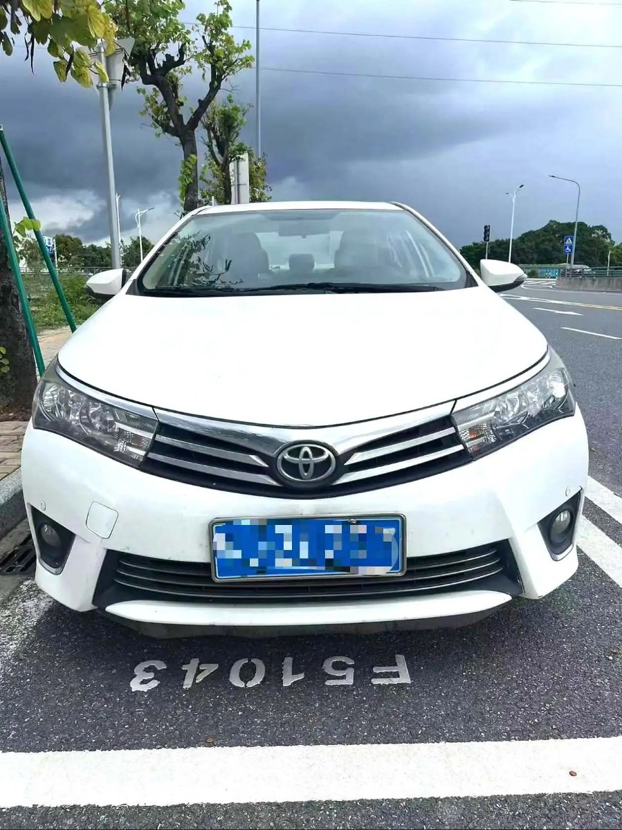 Toyota Corolla 2014 #5 Toyota Corolla 2014 car image #5