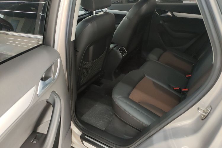 Audi Q3 2019 image de voiture #13