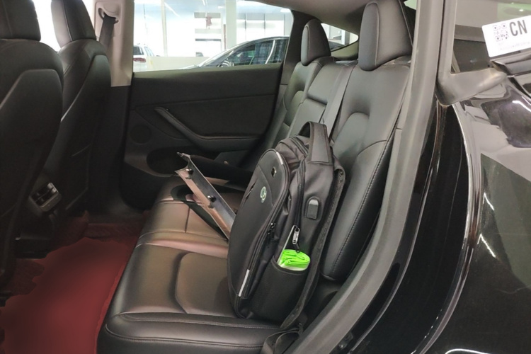 Tesla Model Y 2021 #17 Tesla Model Y 2021 car image #17