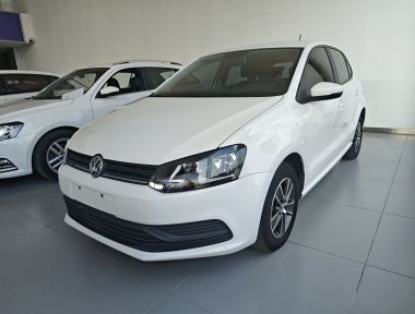 Volkswagen Polo 2017 Volkswagen Polo 2017 car image
