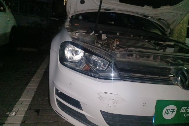 Volkswagen Golf 2017 car image #8