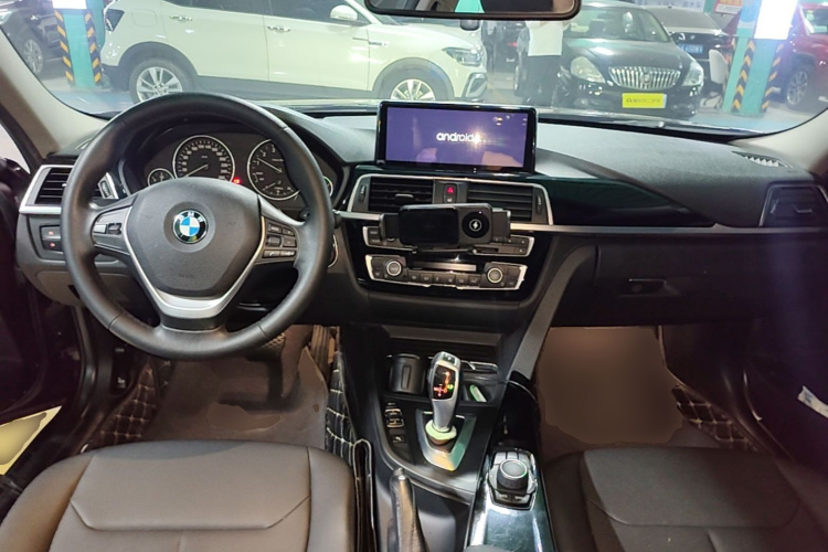 BMW 3 Series 2016 #10 BMW 3 Series 2016 car image #10