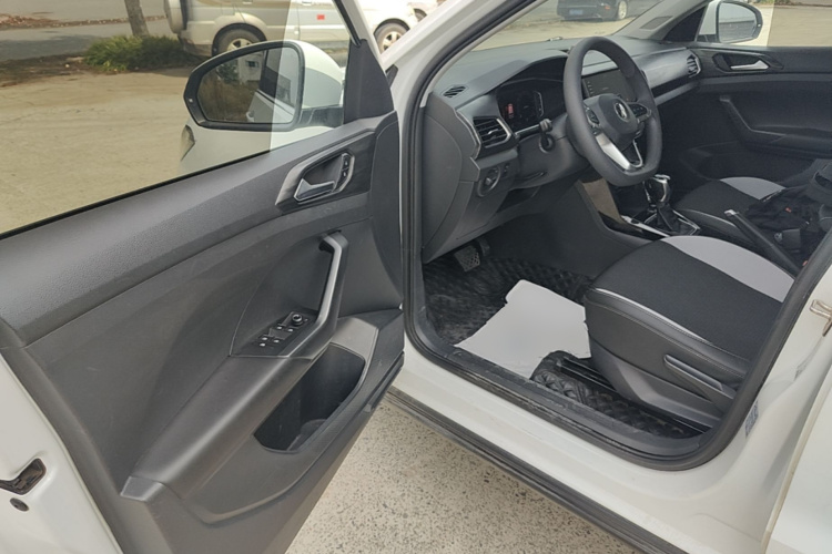 Volkswagen Tacqua 2020 #16 Volkswagen Tacqua 2020 image de voiture #16